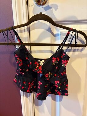 Full Tilt  Black Cherries Ruffle Cami Tank Top Blouse Juniors XXS